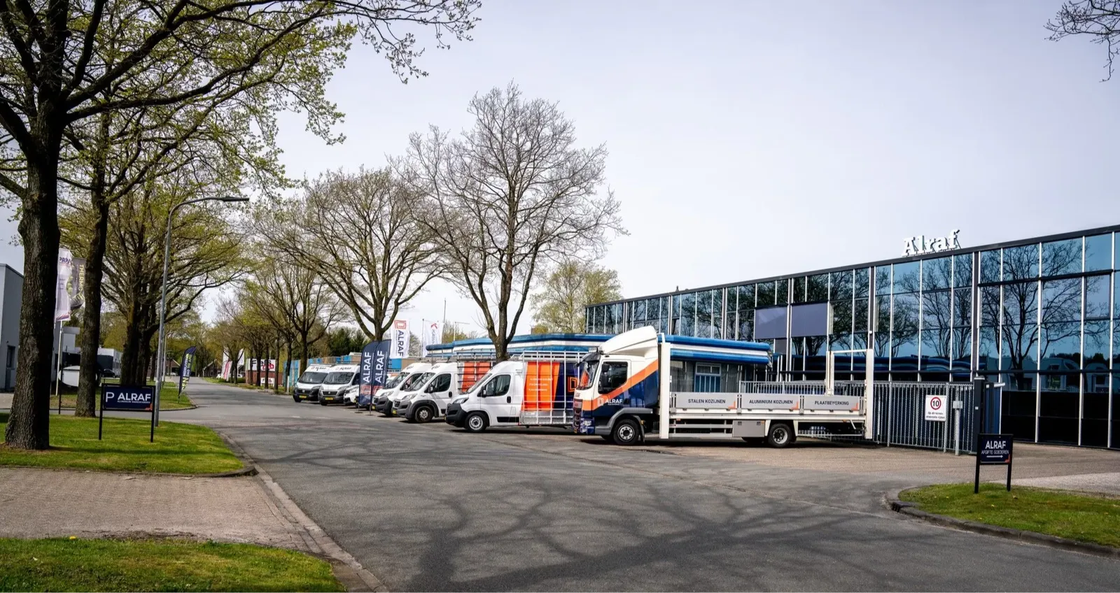 Het bedrijfspand van Alraf aan de Nomdenweg in Ter Apel